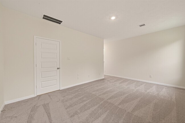 Building Photo - 814 Mustang Rdg Ter