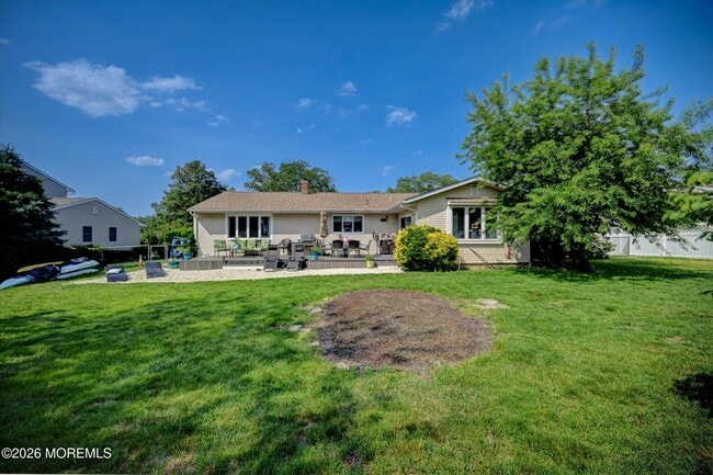 Building Photo - 855 Derry Dr