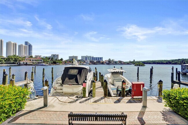 Building Photo - 400 Sunny Isles Blvd