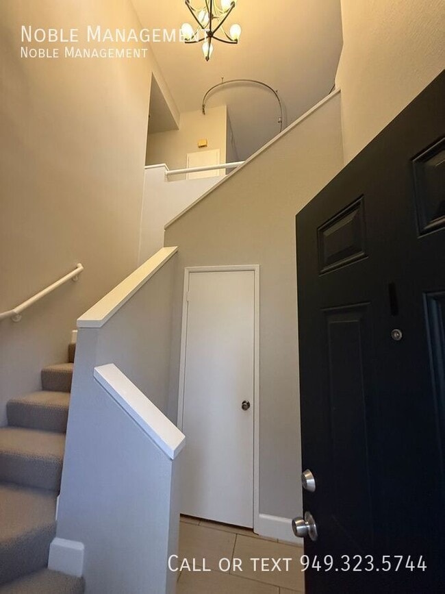 Building Photo - 6 Glen Cove