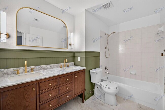 Building Photo - 8009 Owl Creek Ln
