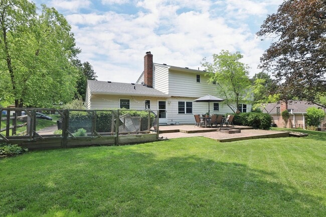 Building Photo - 514 Stevenson Ave