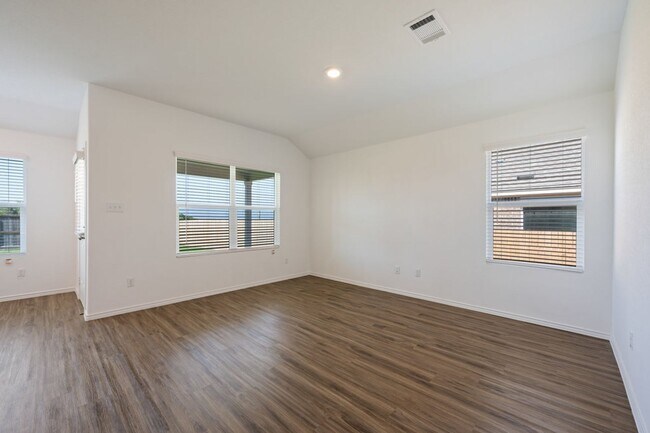 Building Photo - Brand New 3bed/2bath Home Available for Lease!