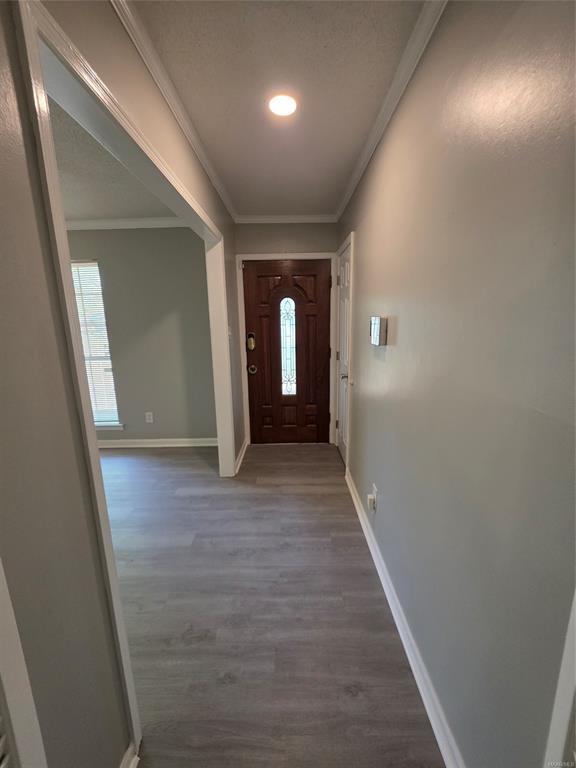 Building Photo - 744 Ledyard Pl