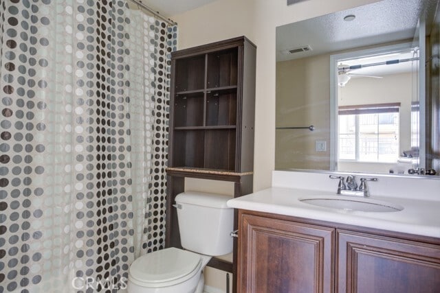 Building Photo - 17871 Shady View Dr