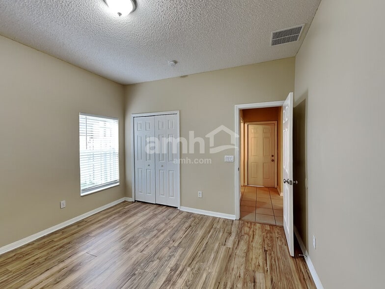 Building Photo - 8857 Palisades Beach Ave