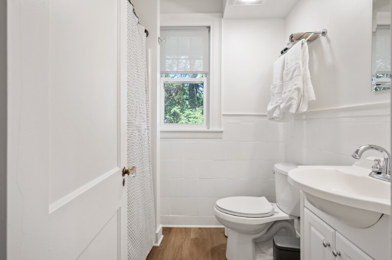 Building Photo - 21 Holden St