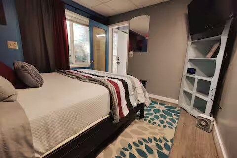 Building Photo - 318 107th St SW