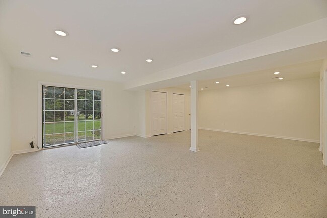 Building Photo - 4813 Marymead Dr