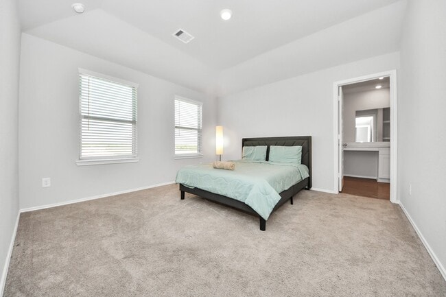 Building Photo - 21738 Rustic River Ranch Ave