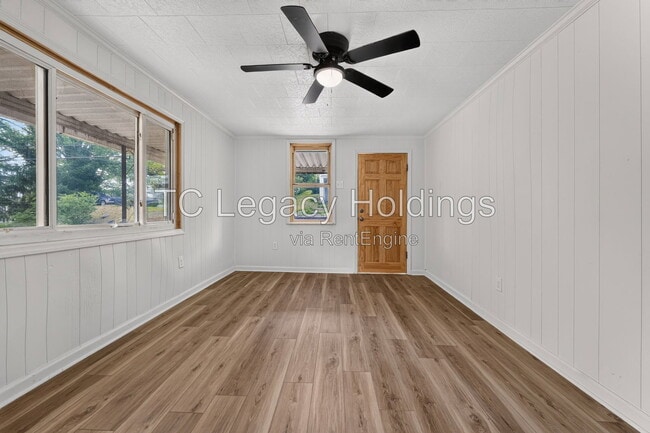 Building Photo - 1610 N 18th St