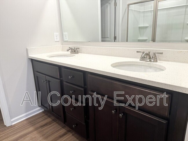 Building Photo - 280 Whitetail Cir