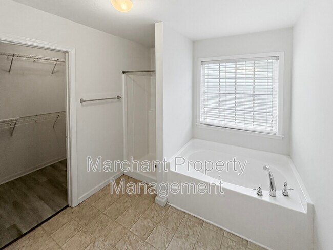 Building Photo - 52 Cardinal Creek Dr