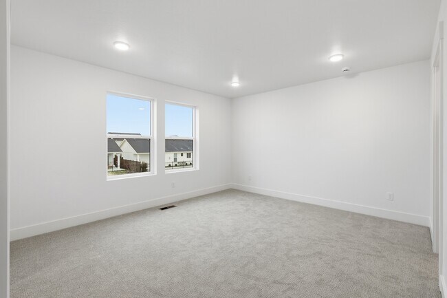 Building Photo - 2152 E Deep Purple Ln