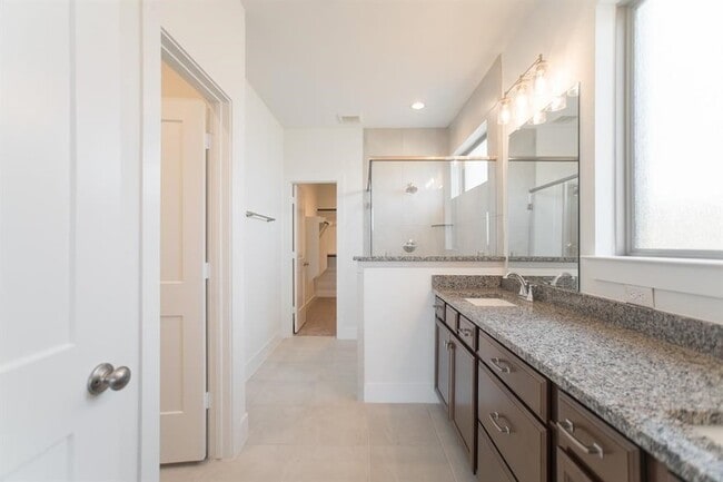 Building Photo - 17723 Tree of Heaven