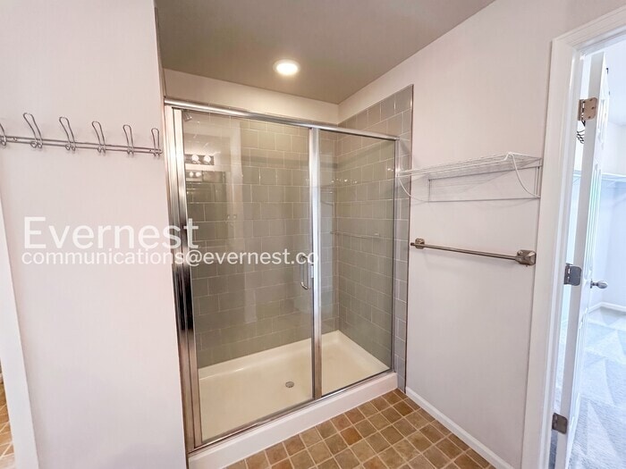 Building Photo - 2560 Gobi Dr