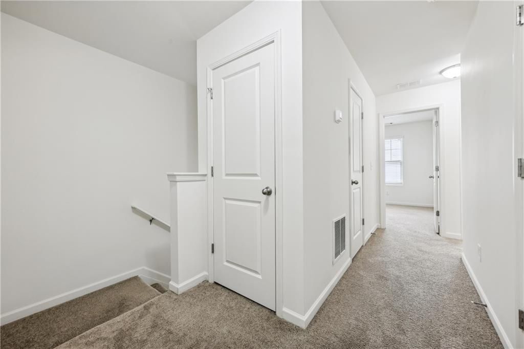 Building Photo - 3294 Tarian Way