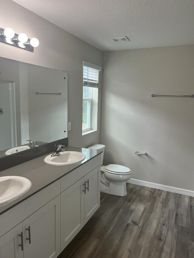 Building Photo - 7553 Peace Lily Ave