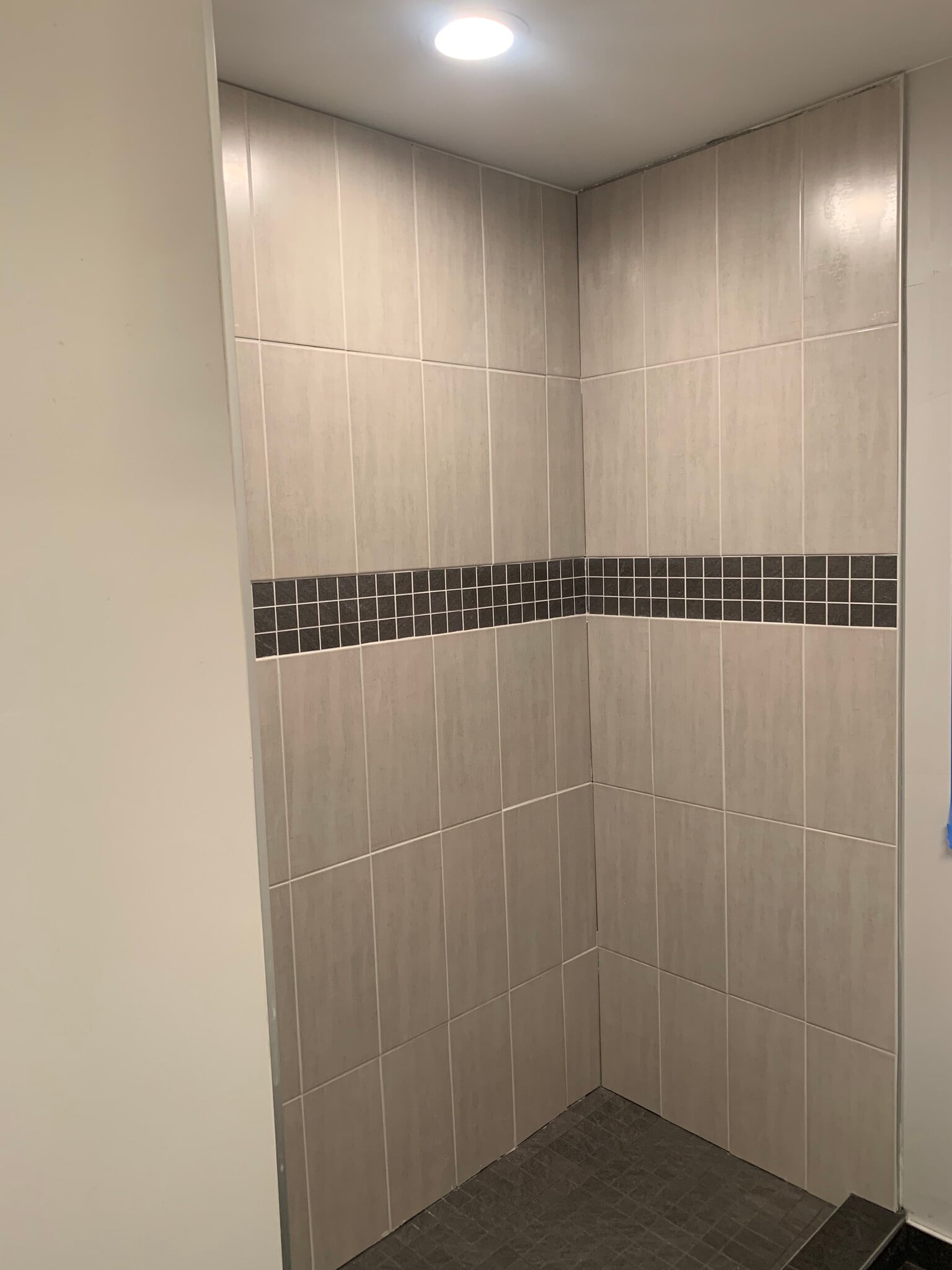 Main Floor shower 5'x3' - 6122 Penn Ave S