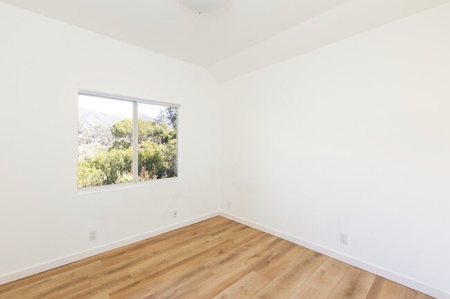 Building Photo - 2924 Arriba Way