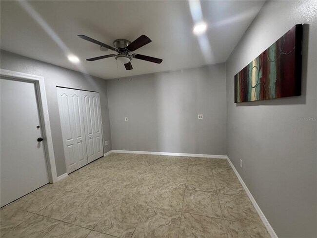 Building Photo - 4410 Waltham Ave