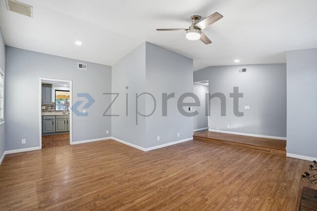 Building Photo - 44119 Kirkland Ave