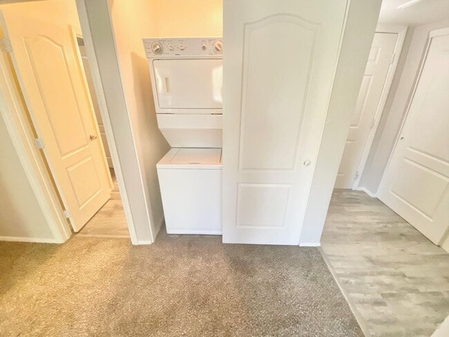 Building Photo - ADORABLE GATED CONDO LOCATED IN A GATED CO...