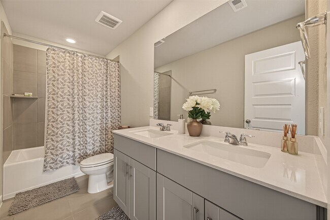 Building Photo - 5516 Madden Ln