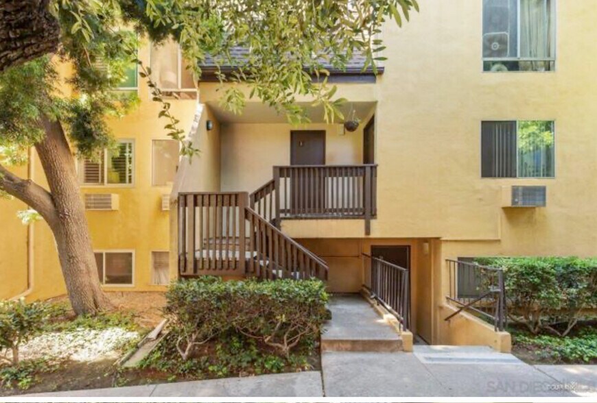 Building Photo - 7964 Mission Center Ct