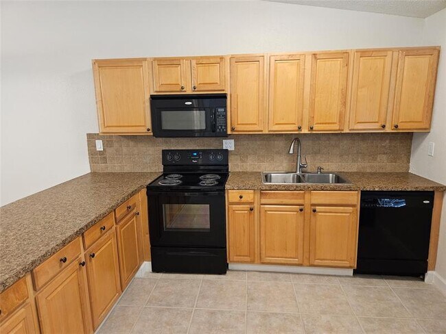 Building Photo - 4729 NW 4th Terrace