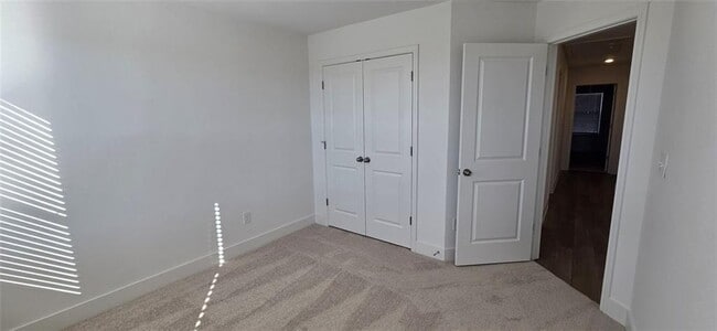 Building Photo - 121 Agnew Wy