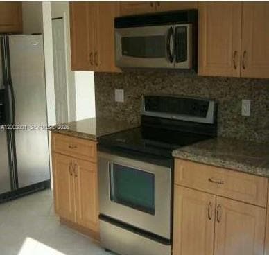 Building Photo - 1955 NE 36th Ave