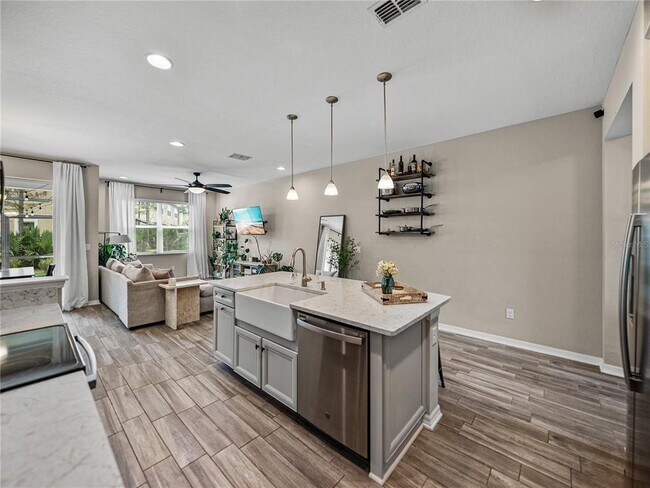 Building Photo - 29934 Southwell Ln