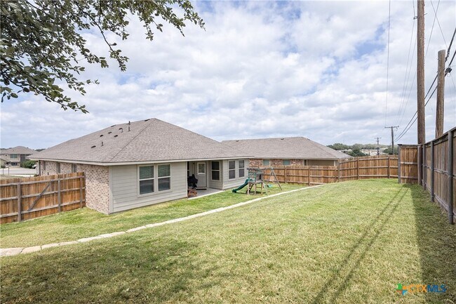 Building Photo - 2403 Corradino St