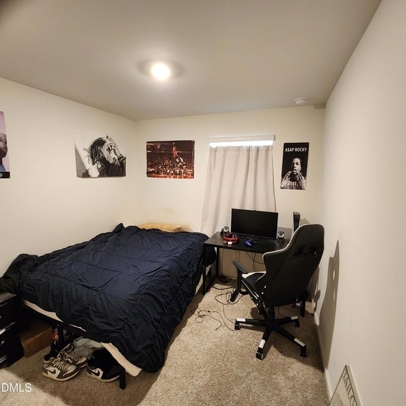 Building Photo - 3002 Spline Cir