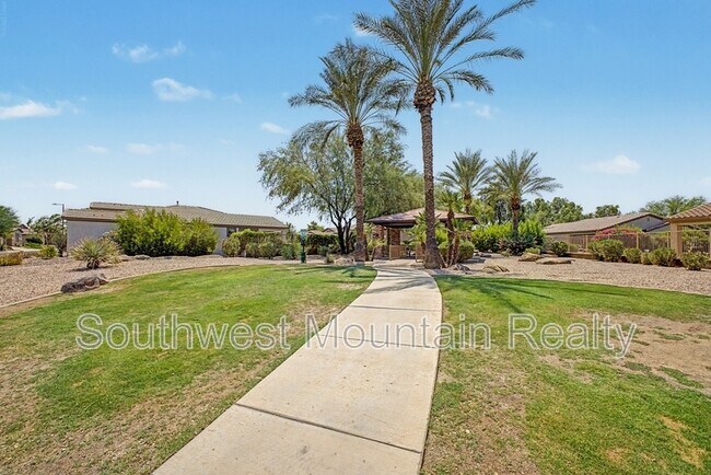 Building Photo - 4265 E Azalea Dr