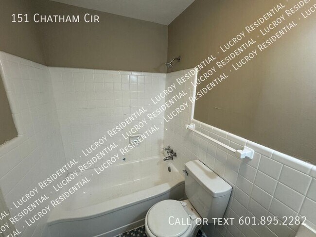 Building Photo - 151 Chatham Cir