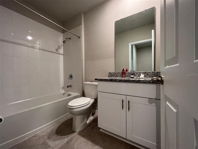Building Photo - 3163 Bella Vista Dr