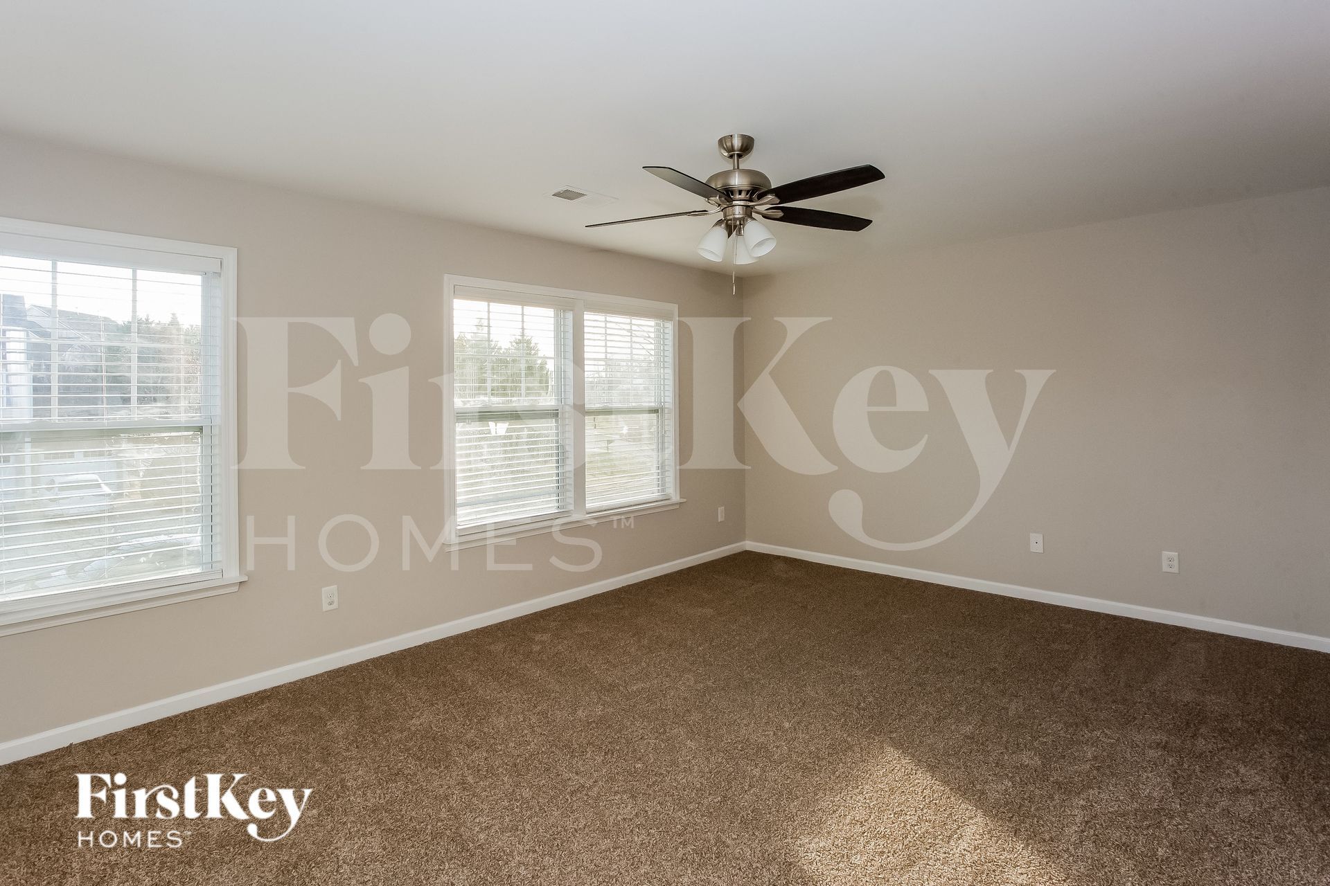 Building Photo - 131 Tilton Dr