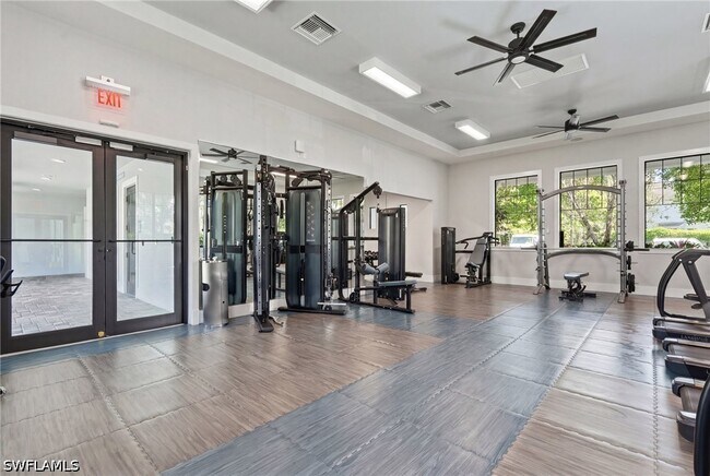 Building Photo - 2560 Seychelles Dr
