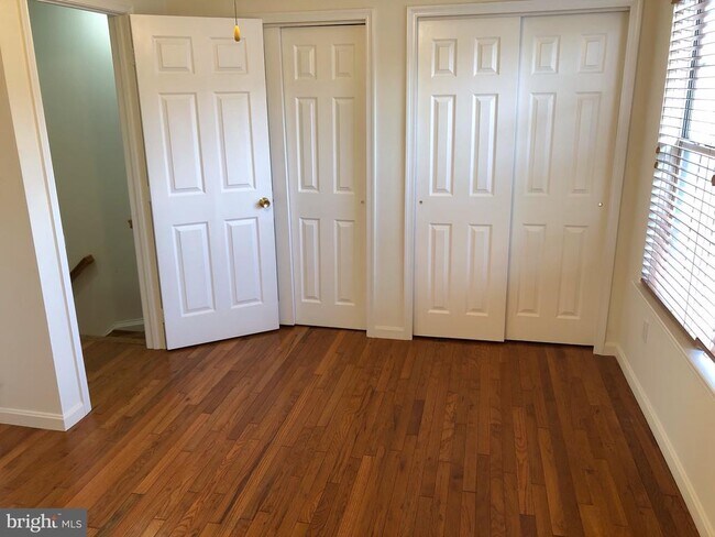 Building Photo - 14210 Autumn Cir