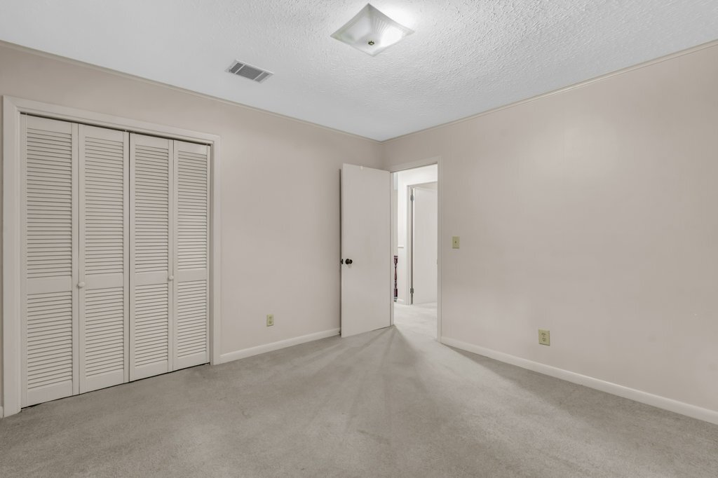 Building Photo - 704 19th Ave N