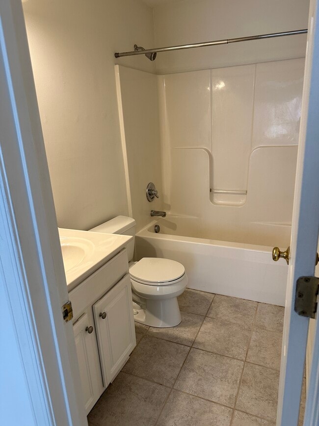 Similar to Photo - 2004 Wards Ferry Rd