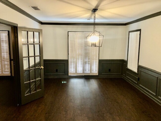Building Photo - GORGEOUS 4/4 SOUTH HIGHLAND HOME-PIERRMONT...
