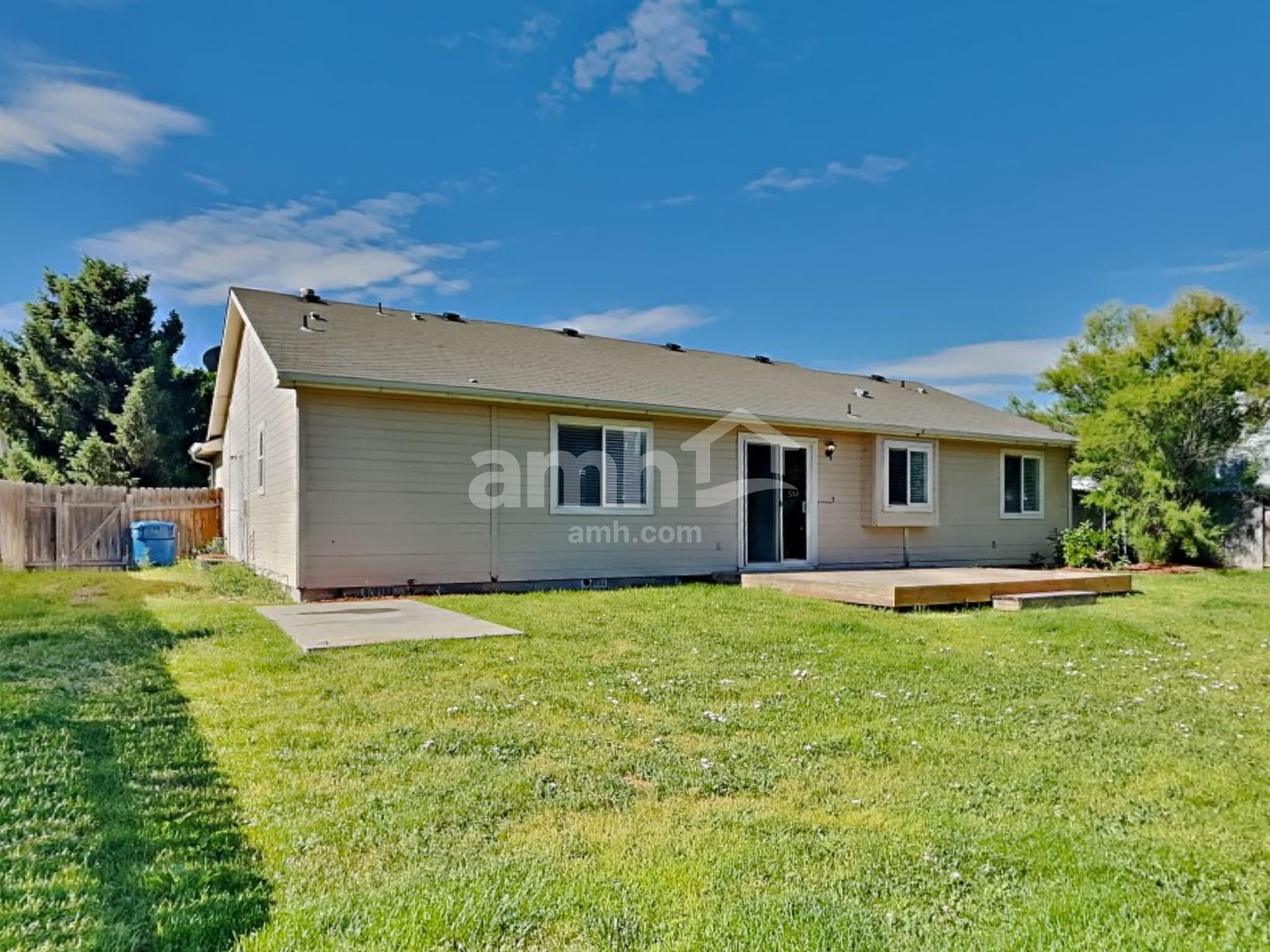 Building Photo - 7702 Bridgeport Dr