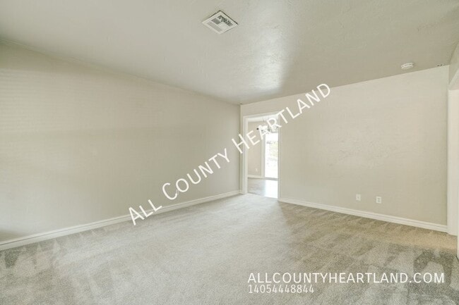 Building Photo - 3921 NW 51st St