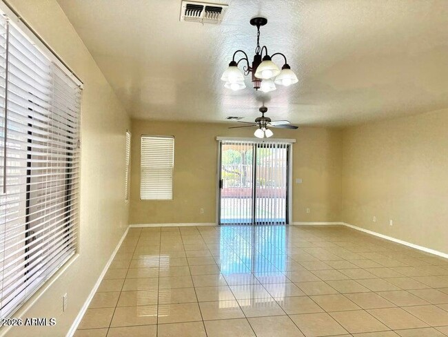 Building Photo - 632 S 152nd Ln