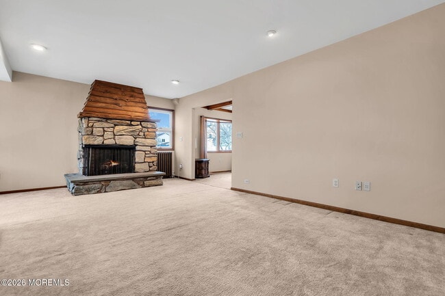 Building Photo - 501 Cable Ave