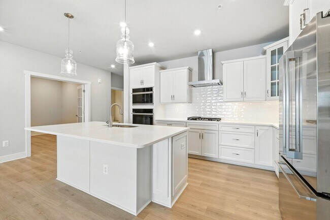 Building Photo - 218 Switchgrass Wy