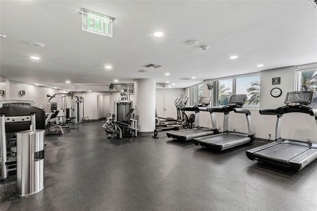 Building Photo - 3100 N Ocean Blvd